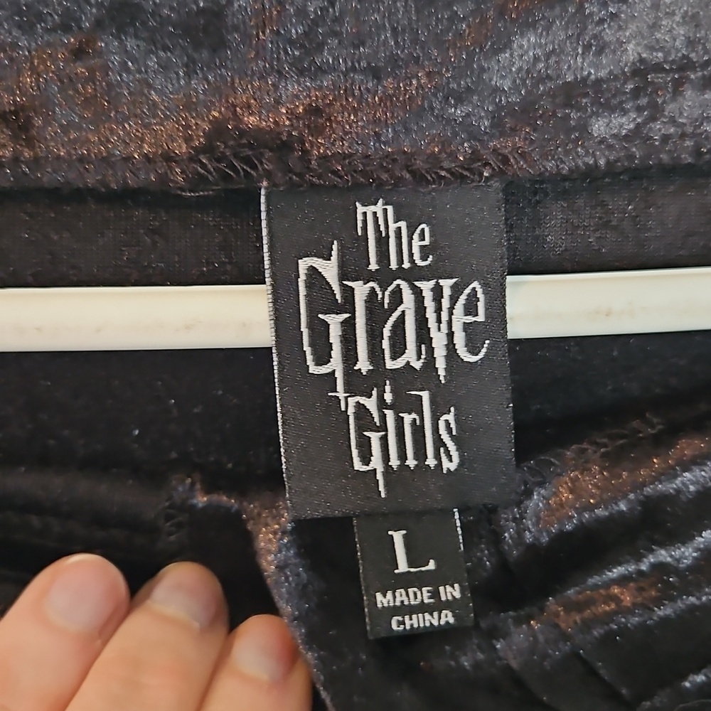 Grave Girls black Velvet skirt - Picture 3 of 5